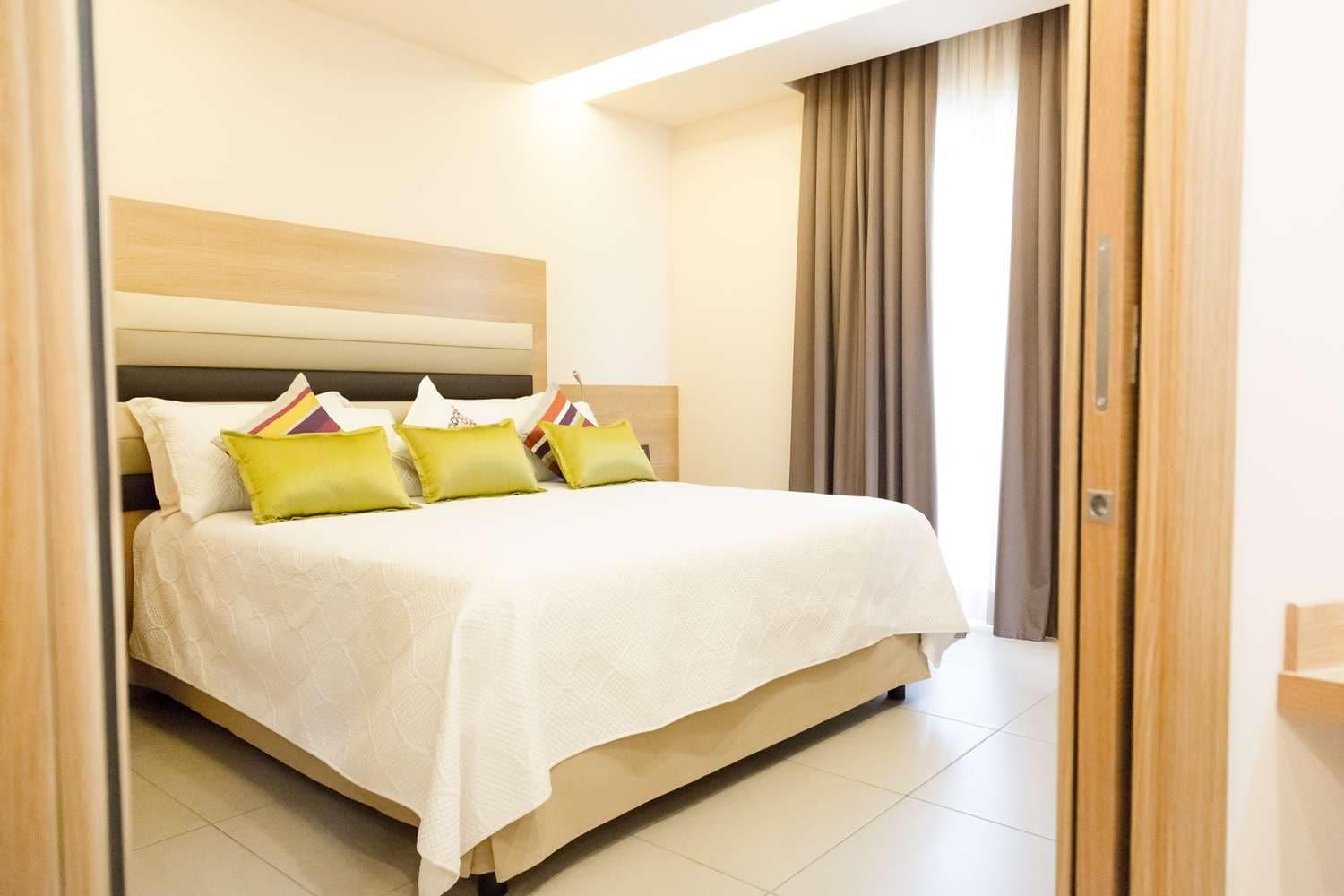 Hotel Agora Sure Hotel Collection By Best Western لاغو باتريا المظهر الخارجي الصورة