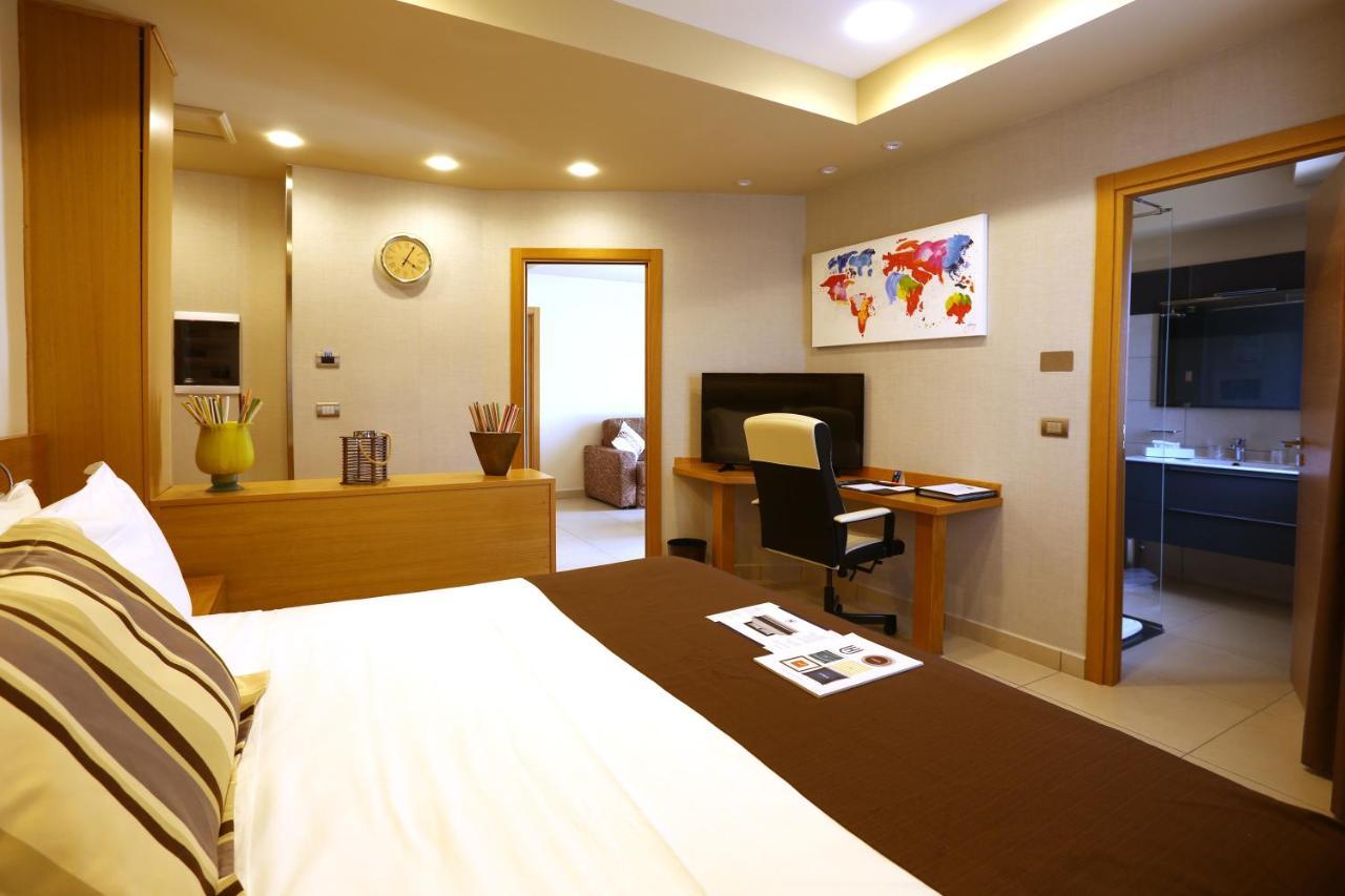 Hotel Agora Sure Hotel Collection By Best Western لاغو باتريا المظهر الخارجي الصورة